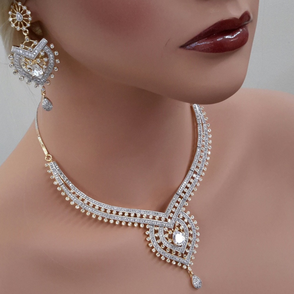 NWT Cubic Zirconia Necklace Set - Picture 4 of 8